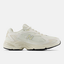 Tênis New Balance 725